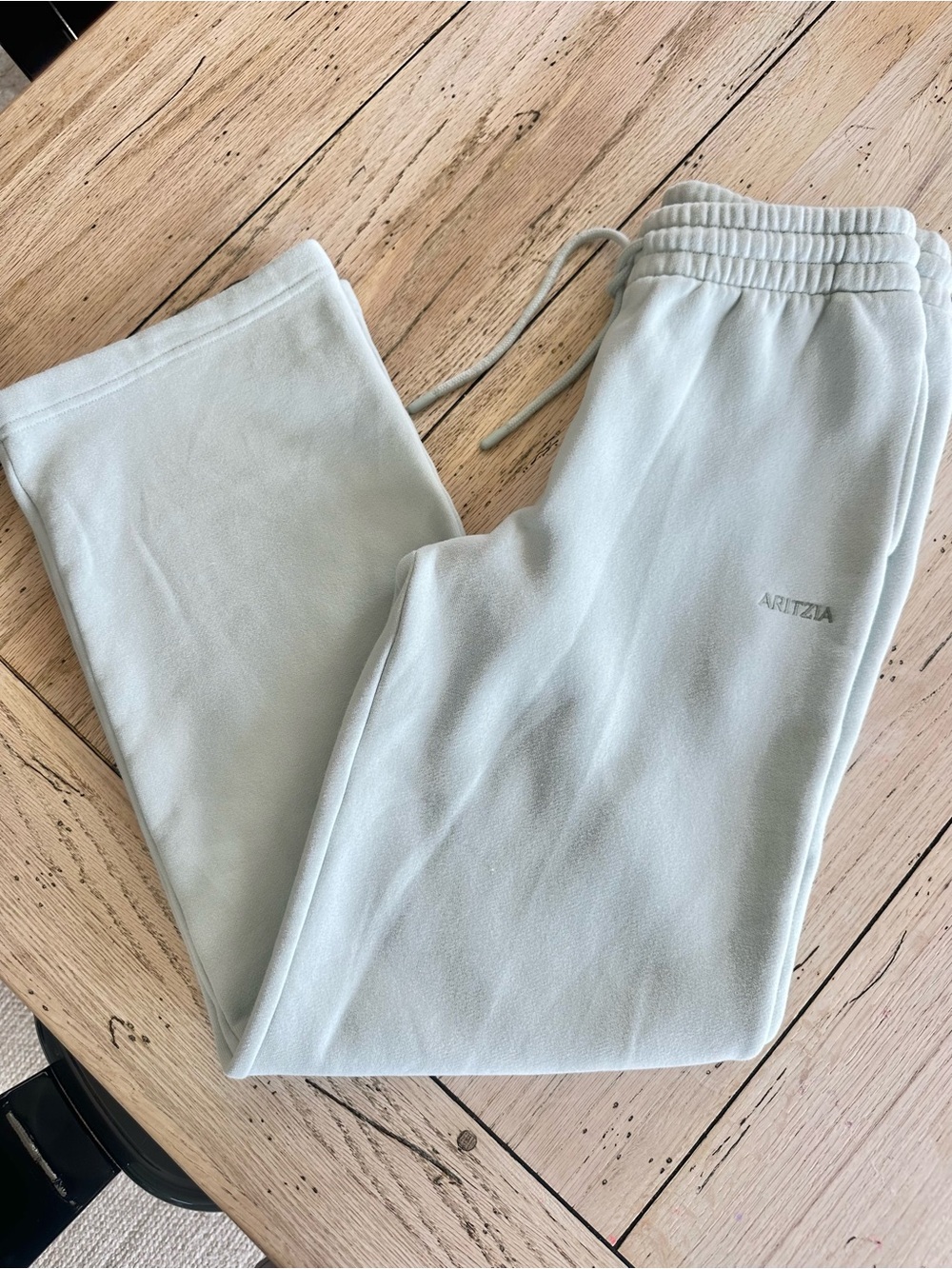 Aritzia Sweatfleece Boyfriend Basic Wide Leg Fleece Jogger Pants